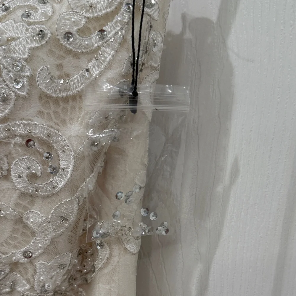 NWT Elegant Cream Lace Gown NWT Rosemore Couture “Engaging You” - Picture 7 of 11